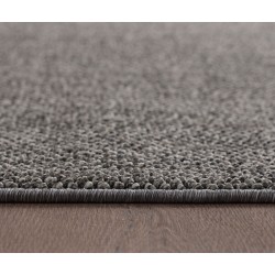 Modern öglematta i mörkgrått, naturvävd look, lämplig för vardagsrum, sovrum eller kontor