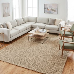 Plattvävd matta för inomhus- och utomhusbruk med grafisk ramdesign. Slitstark och lättskött.