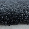 Thick and fluffy shaggy rug with 30mm long pile for modern living room and bedroom
